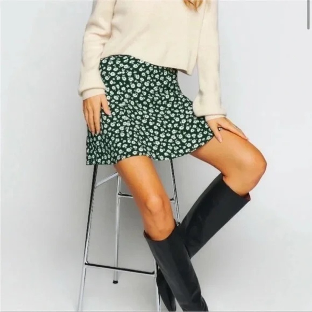 Reformation Green Floral Flounce Skirt (US 4, NWOT)